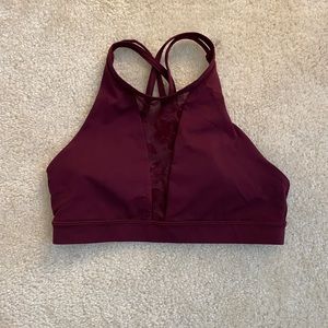 Luluemon high neck sports bra